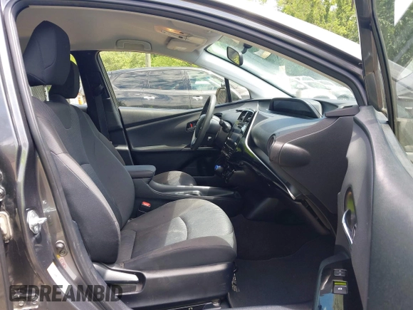 2016 Toyota Prius Two z VIN JTDKBRFU2G3014010, wystawiony jako IAAI lot #42254617 z przebiegiem 171 521 mil mil oraz . Historia ofert i sprzedaży dostępna na DreamBid. Obrazek 5.
