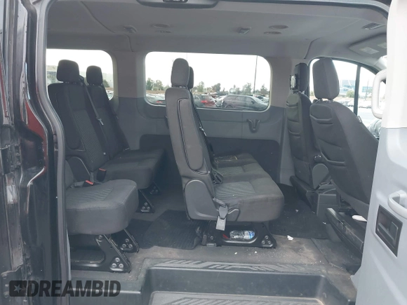 2017 Ford Transit XL с VIN 1FBZX2ZM8HKB08231, выставлен на аукционе IAAI как лот 41422653 с пробегом Не указан миль и . История ставок и продаж доступна на DreamBid. Изображение 8.