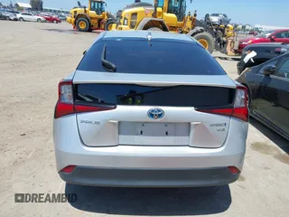 2022 Toyota Prius L Eco with VIN JTDKAMFU5N3188107, listed as a IAAI auction lot 42223649 with 180,894 mi miles and . Bid and sale history available at DreamBid. Image 17.