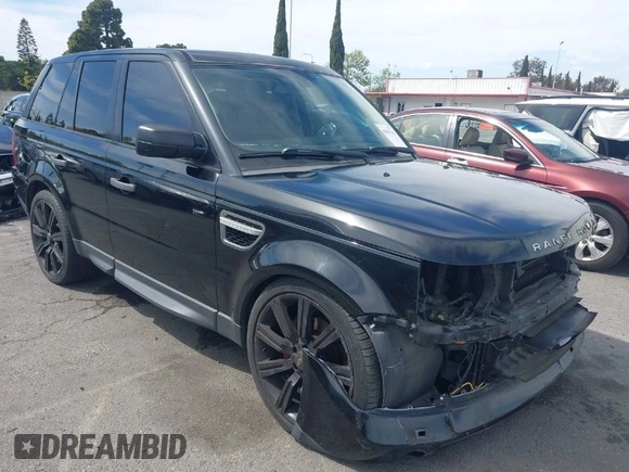 2008 Land Rover Range Rover Sport HSE with VIN SALSF25408A146556, listed as a IAAI auction lot 41935742 with 157,717 mi miles. Bid and sale history available at carsss.com. Image 1.