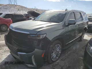 2023 Cadillac Escalade 4WD Premium Luxury z VIN 1GYS4BKL7PR547248, wystawiony jako Copart lot #88316765 z przebiegiem 25 898 mil mil oraz Szkody całkowita. Historia ofert i sprzedaży dostępna na DreamBid. Obrazek 1.