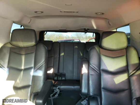 2019 Cadillac Escalade Luxury with VIN 1GYS4BKJ9KR110682, listed as a Copart auction lot 40772834 with 65,152 mi miles. Bid and sale history available at carsss.com. Image 10.