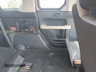 2007 Honda Element EX with VIN 5J6YH28757L012172, listed as a IAAI auction lot 42094177 with 237,972 mi miles and . Bid and sale history available at DreamBid. Image 8.