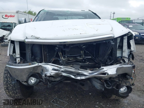 2010 GMC Sierra 1500 SLT z VIN 3GTRKWE35AG157530, wystawiony jako IAAI lot #42200182 z przebiegiem Nie podano mil oraz . Historia ofert i sprzedaży dostępna na DreamBid. Obrazek 6.