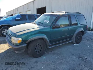 1998 Ford Explorer z VIN 1FMYU22E5WUC59267, wystawiony jako Copart lot #81228954 z przebiegiem 113 464 mil mil oraz Szkoda całkowita • Salvage title. Historia ofert i sprzedaży dostępna na DreamBid. Obrazek 1.