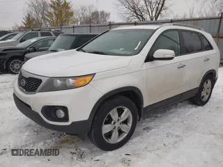2013 Kia Sorento EX with VIN 5XYKU3A20DG325830, listed as a IAAI auction lot 41350790 with 98,093 mi miles and . Bid and sale history available at carsss.com. Image 17.