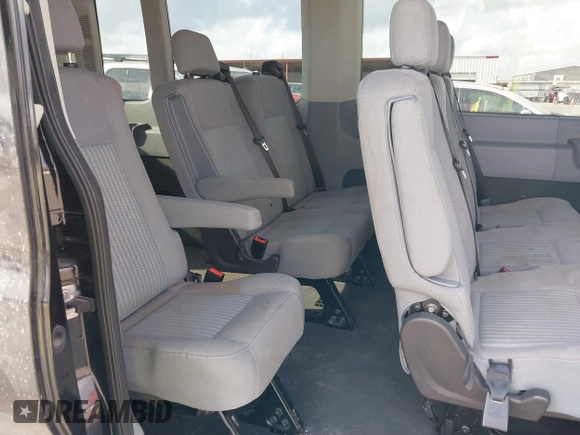 2018 Ford Transit Passenger XL z VIN 1FBAX2CM1JKA43167, wystawiony jako IAAI lot #41544413 z przebiegiem Nie podano mil oraz . Historia ofert i sprzedaży dostępna na DreamBid. Obrazek 8.