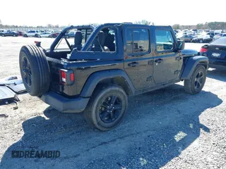 2021 Jeep Wrangler Unlimited Sport S с VIN 1C4HJXDG4MW753159, выставлен на аукционе IAAI как лот 41723515 с пробегом 86 589 миль миль и . История ставок и продаж доступна на DreamBid. Изображение 4.