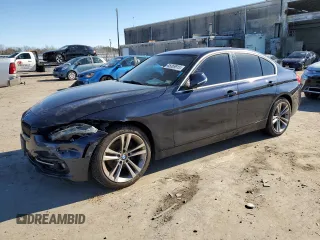 2017 BMW 3 Series 330i xDrive z VIN WBA8D9C56HK894151, wystawiony jako Copart lot #45369915 z przebiegiem 100 282 mil mil oraz Szkoda całkowita • Salvage title. Historia ofert i sprzedaży dostępna na DreamBid. Obrazek 1.