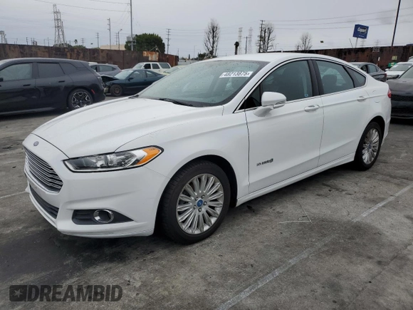 2013 Ford Fusion SE Hybrid with VIN 3FA6P0LU8DR184961, listed as a Copart auction lot 48213875 with 172,188 mi miles and Clean Title. Bid and sale history available at carsss.com. Image 1.
