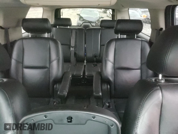 2010 Chevrolet Suburban LTZ with VIN 1GNUKKE31AR152299, listed as a Copart auction lot 83791914 with 209,102 mi miles and Clean Title. Bid and sale history available at carsss.com. Image 10.