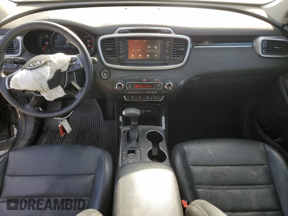 2019 Kia Sorento EX with VIN 5XYPHDA52KG609807, listed as a Copart auction lot 88418205 with 69,831 mi miles and Salvage Title. Bid and sale history available at DreamBid. Image 8.