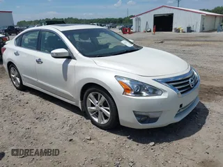 2013 Nissan Altima SV with VIN 1N4AL3AP5DC285670, listed as a IAAI auction lot 42547515 with 181,750 mi miles and . Bid and sale history available at DreamBid. Image 1.