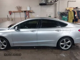 2013 Ford Fusion SE with VIN 3FA6P0HR7DR297028, listed as a IAAI auction lot 41934568 with 192,365 mi miles. Bid and sale history available at carsss.com. Image 14.
