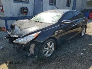 2013 Hyundai Sonata SE z VIN 5NPEC4AC4DH726725, wystawiony jako Copart lot #51821295 z przebiegiem 94 092 mil mil oraz Szkoda całkowita • Salvage title. Historia ofert i sprzedaży dostępna na DreamBid. Obrazek 1.