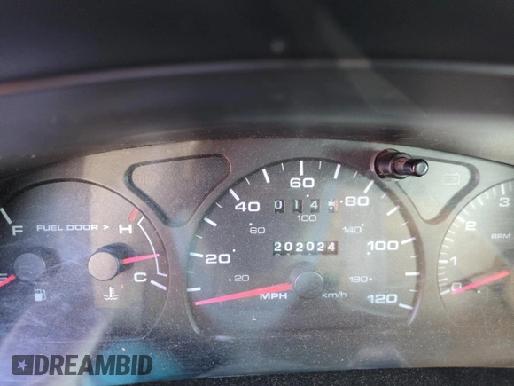 2001 Mercury Sable LS z VIN 1MEFM53281G634785, wystawiony jako Copart lot #46859685 z przebiegiem 202 024 mil mil oraz Czysty tytuł • Clean title. Historia ofert i sprzedaży dostępna na DreamBid. Obrazek 9.