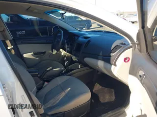 2013 Kia Forte LX with VIN KNAFT4A28D5655571, listed as a IAAI auction lot 41289764 with 188,977 mi miles. Bid and sale history available at carsss.com. Image 5.