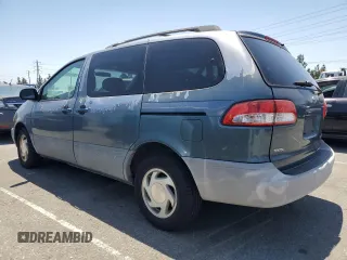 2002 Toyota Sienna LE с VIN 4T3ZF13C82U452780, выставлен на аукционе Copart как лот 58392815 с пробегом 184 084 миль миль и Списание • Salvage title. История ставок и продаж доступна на DreamBid. Изображение 2.