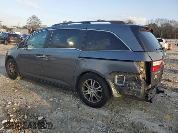 2011 Honda Odyssey EX-L with VIN 5FNRL5H68BB068345, listed as a Copart auction lot 44045635 with 181,164 mi miles and Salvage Title. Bid and sale history available at DreamBid. Image 2.