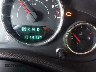 2015 Jeep Wrangler Unlimited Altitude с VIN 1C4HJWEG2FL524914, выставлен на аукционе IAAI как лот 42257005 с пробегом 137 473 миль миль и . История ставок и продаж доступна на DreamBid. Изображение 15.