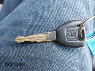 2001 Honda Accord LX z VIN 1HGCG56491A098359, wystawiony jako IAAI lot #42021768 z przebiegiem 122 121 mil mil oraz . Historia ofert i sprzedaży dostępna na DreamBid. Obrazek 11.