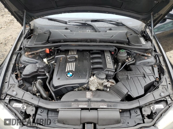 2011 BMW 3 Series 328i xDrive z VIN WBAPK5C51BA661995, wystawiony jako Copart lot #50333965 z przebiegiem Nie podano mil oraz Czysty tytuł • Clean title. Historia ofert i sprzedaży dostępna na DreamBid. Obrazek 11.