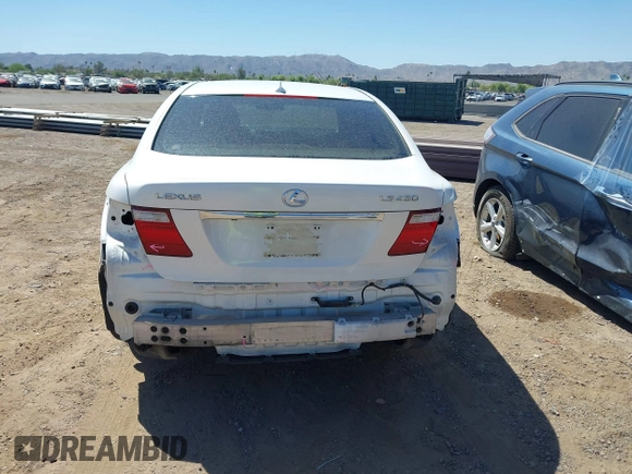 2009 Lexus LS 460 z VIN JTHBL46F195085819, wystawiony jako IAAI lot #42294228 z przebiegiem 140 328 mil mil oraz . Historia ofert i sprzedaży dostępna na DreamBid. Obrazek 6.