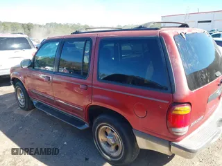 1998 Ford Explorer z VIN 1FMZU32X2WUC12399, wystawiony jako IAAI lot #41627104 z przebiegiem 237 148 mil mil oraz . Historia ofert i sprzedaży dostępna na DreamBid. Obrazek 3.