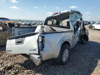 2015 Nissan Frontier S with VIN 1N6AD0EV6FN745129, listed as a Copart auction lot 70427893 with Not provided miles and Salvage title. Bid and sale history available at DreamBid. Image 3.