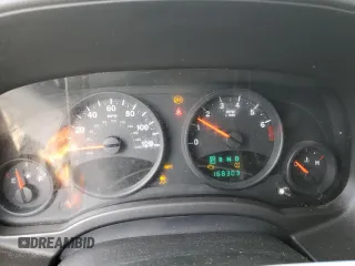 2013 Jeep Patriot Sport с VIN 1C4NJRBB7DD174135, выставлен на аукционе Copart как лот 57853395 с пробегом 168 303 миль миль и Списание • Salvage title. История ставок и продаж доступна на DreamBid. Изображение 9.