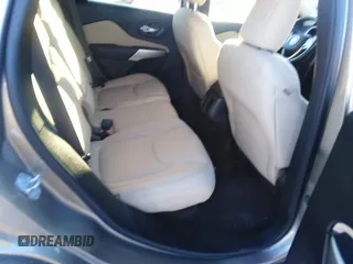 2017 Jeep Cherokee Latitude с VIN 1C4PJMCS8HW620426, выставлен на аукционе IAAI как лот 41252209 с пробегом 136 138 миль миль и . История ставок и продаж доступна на DreamBid. Изображение 8.