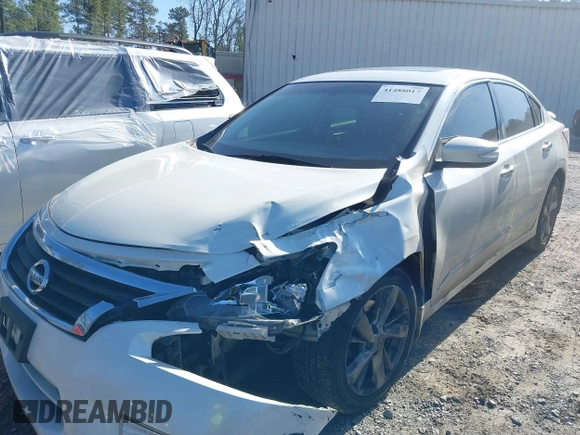 2015 Nissan Altima SL with VIN 1N4AL3APXFC494292, listed as a IAAI auction lot 41488017 with 195,475 mi miles and . Bid and sale history available at DreamBid. Image 2.