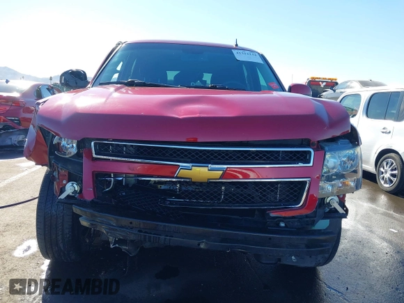 2013 Chevrolet Tahoe LS z VIN 1GNSCAE00DR341440, wystawiony jako IAAI lot #41312134 z przebiegiem 100 179 mil mil oraz . Historia ofert i sprzedaży dostępna na DreamBid. Obrazek 6.