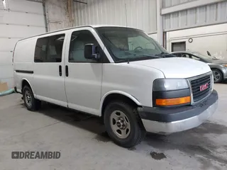 2004 GMC Savana z VIN 1GTFH15TX41168014, wystawiony jako IAAI lot #41612530 z przebiegiem Nie podano mil oraz . Historia ofert i sprzedaży dostępna na DreamBid. Obrazek 1.