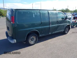 2002 Chevrolet City Express Cargo z VIN 1GCFG25W921195933, wystawiony jako IAAI lot #42003831 z przebiegiem 89 333 mil mil oraz . Historia ofert i sprzedaży dostępna na DreamBid. Obrazek 4.