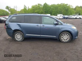 2017 Toyota Sienna XLE with VIN 5TDDZ3DC2HS171807, listed as a IAAI auction lot 42225873 with 105,588 mi miles and . Bid and sale history available at DreamBid. Image 13.