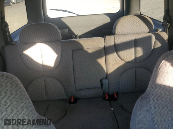2000 Dodge Durango z VIN 1B4HR28Y1YF145875, wystawiony jako Copart lot #87317464 z przebiegiem Nie podano mil oraz Czysty tytuł • Clean title. Historia ofert i sprzedaży dostępna na DreamBid. Obrazek 10.