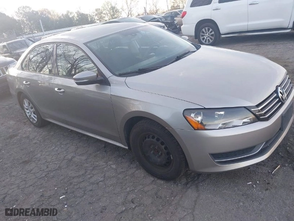 2014 Volkswagen Passat Wolfsburg Ed with VIN 1VWAS7A37EC049487, listed as a IAAI auction lot 41900896 with 159,033 mi miles. Bid and sale history available at carsss.com. Image 1.