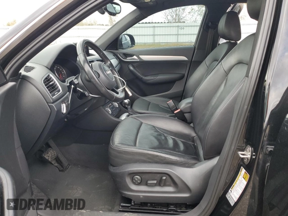 2015 Audi Q3 Premium Plus z VIN WA1BFCFS9FR002457, wystawiony jako Copart lot #87422994 z przebiegiem 135 890 mil mil oraz Szkoda całkowita • Salvage title. Historia ofert i sprzedaży dostępna na DreamBid. Obrazek 7.