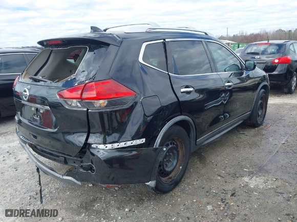 2017 Nissan Rogue S with VIN KNMAT2MT5HP562703, listed as a IAAI auction lot 41732880 with 186,126 mi miles. Bid and sale history available at carsss.com. Image 4.