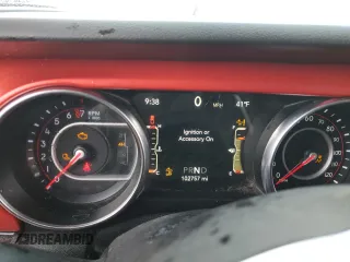 2020 Jeep Gladiator Rubicon with VIN 1C6JJTBG5LL178882, listed as a Copart auction lot 47971205 with 102,757 mi miles and Salvage Title. Bid and sale history available at DreamBid. Image 9.