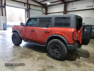 2022 Ford Bronco z VIN 1FMDE5BH9NLB59829, wystawiony jako Copart lot #43085555 z przebiegiem 16 727 mil mil oraz Czysty tytuł • Clean title. Historia ofert i sprzedaży dostępna na DreamBid. Obrazek 2.