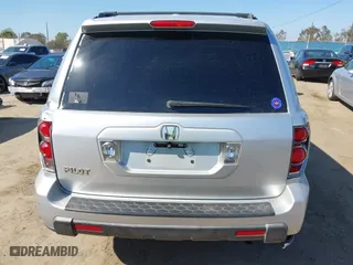 2007 Honda Pilot EX-L with VIN 5FNYF28617B036992, listed as a IAAI auction lot 41861449 with 159,439 mi miles. Bid and sale history available at carsss.com. Image 16.