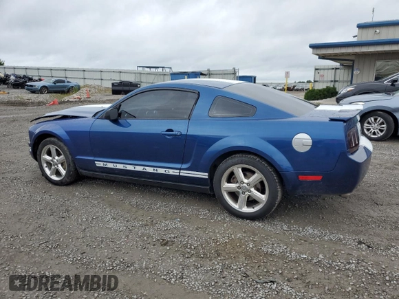 2008 Ford Mustang Deluxe with VIN 1ZVHT80N185182565, listed as a Copart auction lot 61276625 with 172,421 mi miles and Salvage title. Bid and sale history available at DreamBid. Image 2.