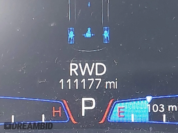 2016 Chrysler 300 with VIN 2C3CCAGG4GH296194, listed as a IAAI auction lot 41818220 with 111,177 mi miles. Bid and sale history available at carsss.com. Image 15.