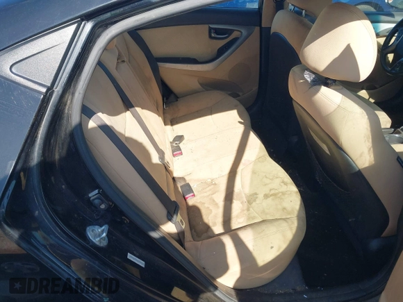 2013 Hyundai Elantra GLS z VIN KMHDH4AEXDU933572, wystawiony jako IAAI lot #42394567 z przebiegiem Nie podano mil oraz . Historia ofert i sprzedaży dostępna na DreamBid. Obrazek 8.
