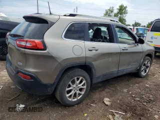 2017 Jeep Cherokee Latitude with VIN 1C4PJMCB3HW562032, listed as a Copart auction lot 66562805 with 150,303 mi miles and Clean title. Bid and sale history available at DreamBid. Image 3.