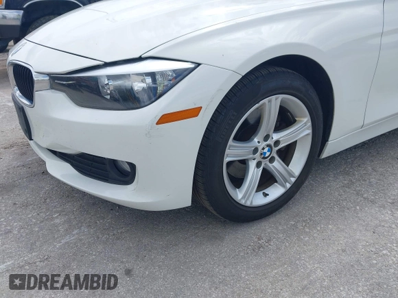 2013 BMW 3 Series 320i xDrive with VIN WBA3C3C53DF979770, listed as a IAAI auction lot 42373648 with 151,142 mi miles and . Bid and sale history available at DreamBid. Image 6.