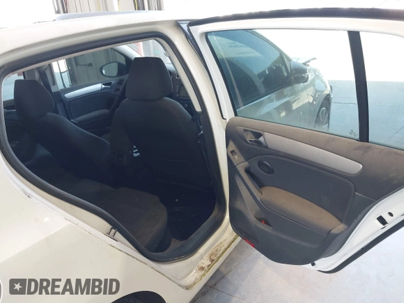2011 Volkswagen Golf TDI с VIN WVWDM7AJ4BW157813, выставлен на аукционе IAAI как лот 42484508 с пробегом 59 772 миль миль и . История ставок и продаж доступна на DreamBid. Изображение 8.