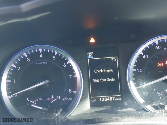 2019 Toyota Highlander SE with VIN 5TDJZRFH3KS580338, listed as a IAAI auction lot 41736059 with 128,487 mi miles. Bid and sale history available at carsss.com. Image 7.
